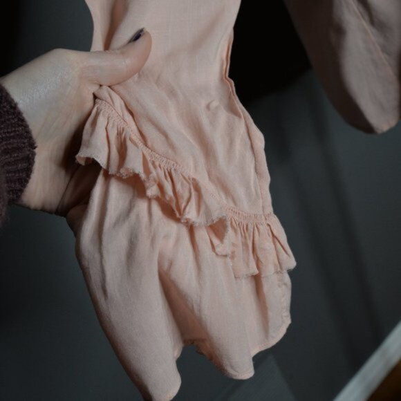 Paige Montel Button Up Ruffle Blouse in Misty Rose Sz M - Picture 6 of 7